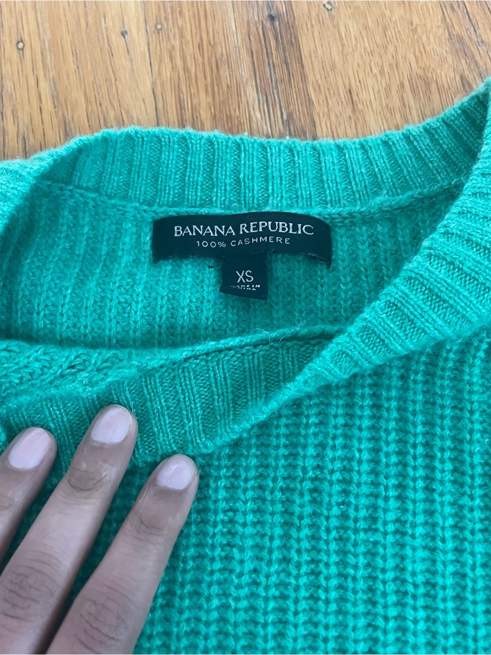 Banana Republic Cashmere Preppy Green Ribbed Crewneck Sweater